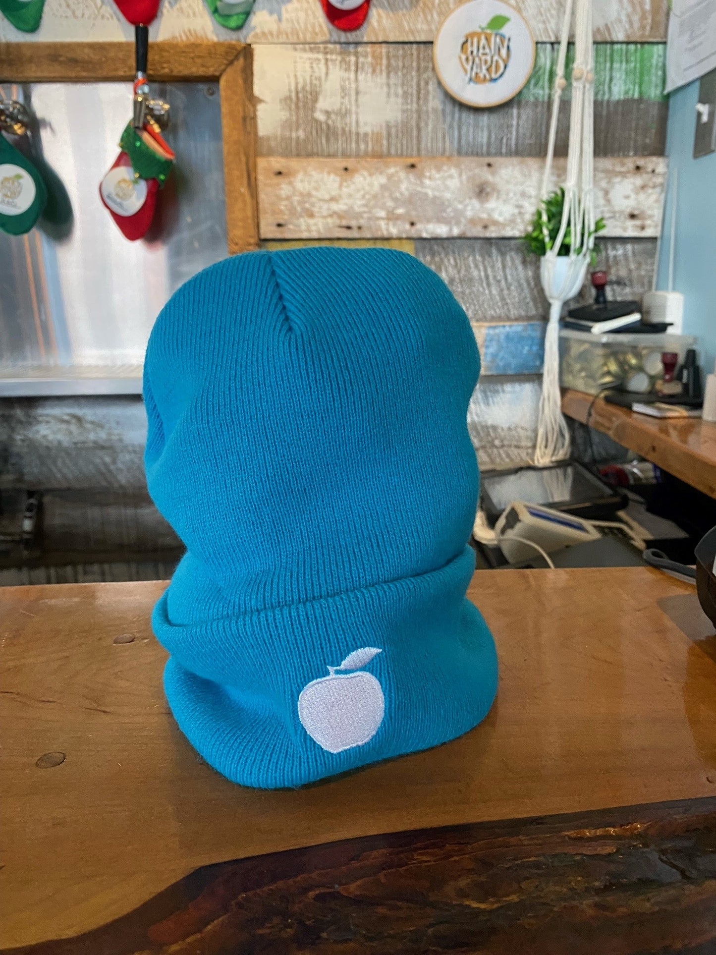 Chain Yard Toques