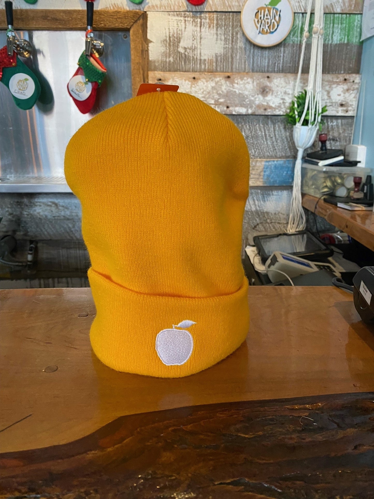 Chain Yard Toques
